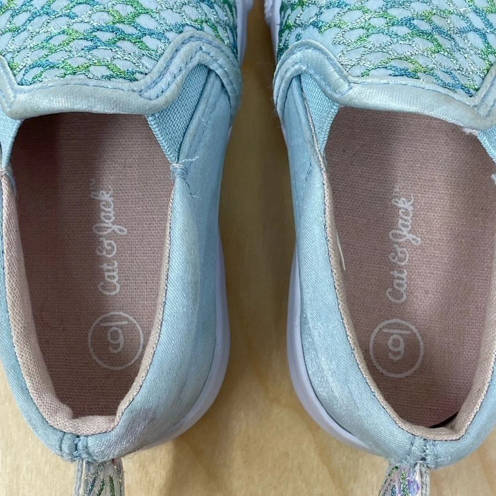 Cat & Jack Jozelle Twin Gore Shimmery Blue/Green Mermaid Slip On Sneakers Size 6